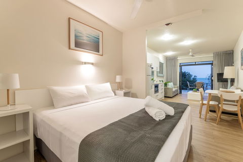 Amaroo At Trinity - Accommodation Resorts 4