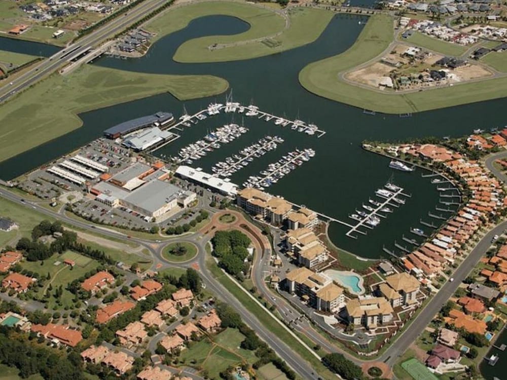 Hope Island QLD Accommodation Resorts