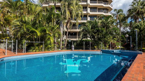 Aristocrat Apartments - Accommodation Resorts 2