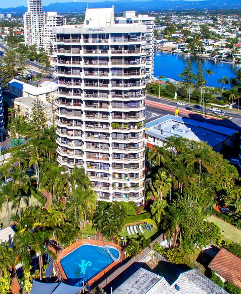 Aristocrat Apartments - Accommodation Resorts 0
