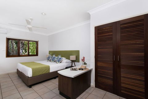 The Reef Retreat - Accommodation Resorts 7