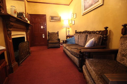 The Grand On Macfie - Accommodation Resorts 5