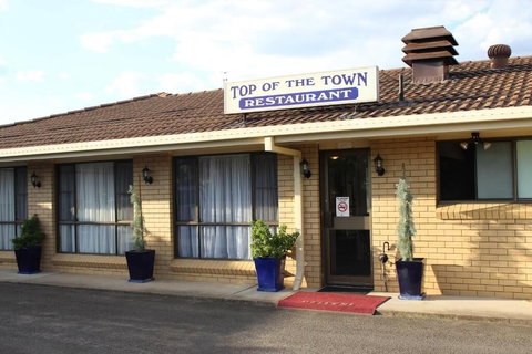 Top Of The Town Motel - Accommodation Resorts 3