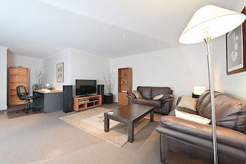 Accommodate Canberra - The Avenue - Accommodation Resorts 3