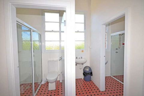 The Hallows Accommodation - Accommodation Resorts 4