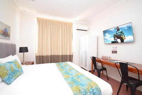The Hallows Accommodation - Accommodation Resorts 5