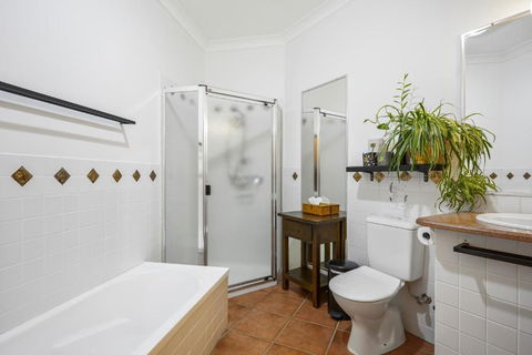 Aquila Retreat - Accommodation Resorts 1