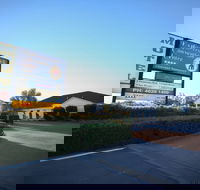 Roma Explorers Inn - Accommodation Resorts