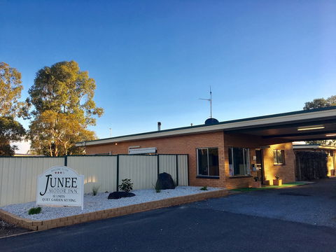 Junee Motor Inn - Accommodation Resorts 2