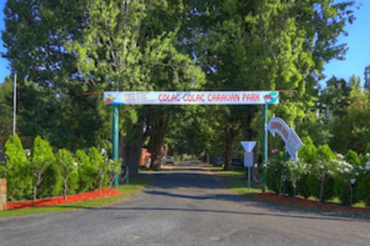  Accommodation Resorts