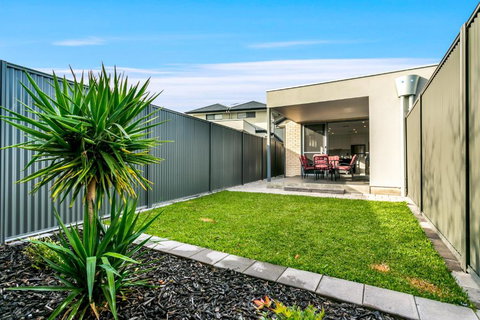 Ella House Adelaide - Accommodation Resorts 1