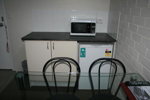 The Plains Motor Inn - Accommodation Resorts 2