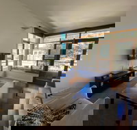 Triggerplant 1 - Accommodation Resorts