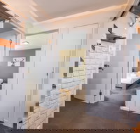 Triggerplant 4 - Accommodation Resorts