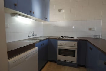 Razorback 3 - Accommodation Resorts 6