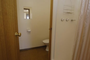 Razorback 3 - Accommodation Resorts 0