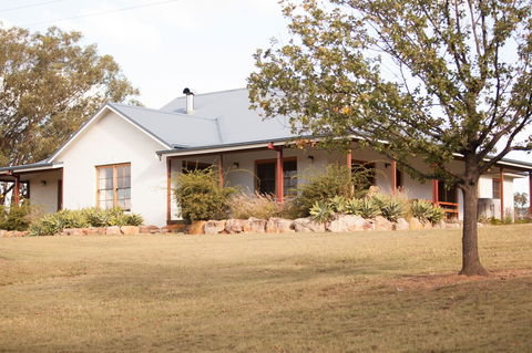 Audrey Wilkinson Vineyard - Accommodation Resorts 0