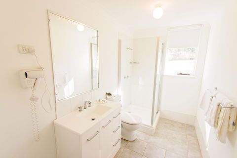 Audrey Wilkinson Vineyard - Accommodation Resorts 5
