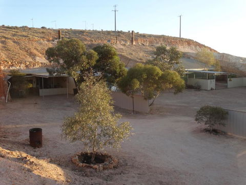 Dinky Dis Dugout - Accommodation Resorts 1