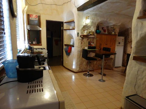 Dinky Dis Dugout - Accommodation Resorts 4