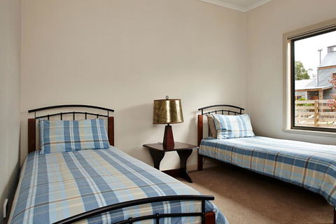 La Casa - Accommodation Resorts 2