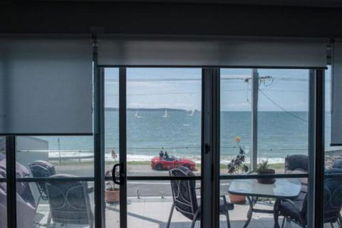 Caseys Beach Retreat - Accommodation Resorts 4