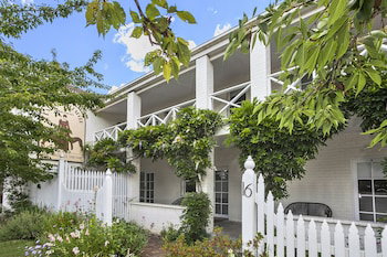 Lake Daylesford Apartments 6 - Accommodation Resorts 0