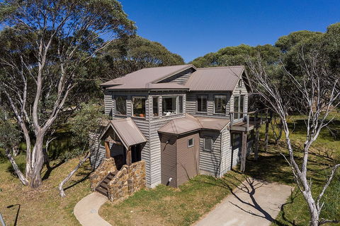 Alpenglow - Accommodation Resorts 1