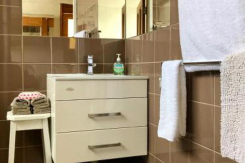 Eliza Cottage - Accommodation Resorts 6