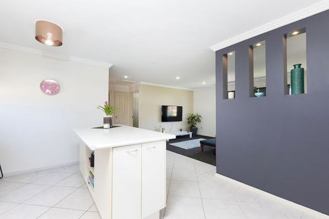 La Casa - Accommodation Resorts 5