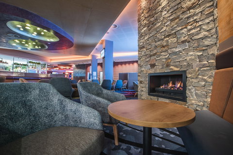 Holiday Inn Sydney St Marys, An IHG Hotel - Accommodation Resorts 5