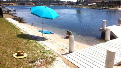 Riverfront Delight - Accommodation Resorts 2