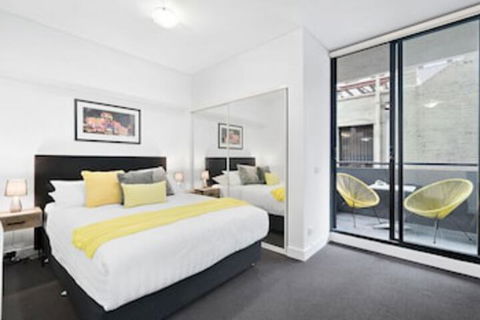 LIZZI, Melbourne Studio Apartment - Accommodation Resorts 0