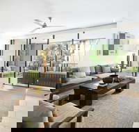 Temple 221 2BR Resort Spa Apartment - Accommodation Resorts