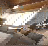 Lawlers 34 - Accommodation Resorts