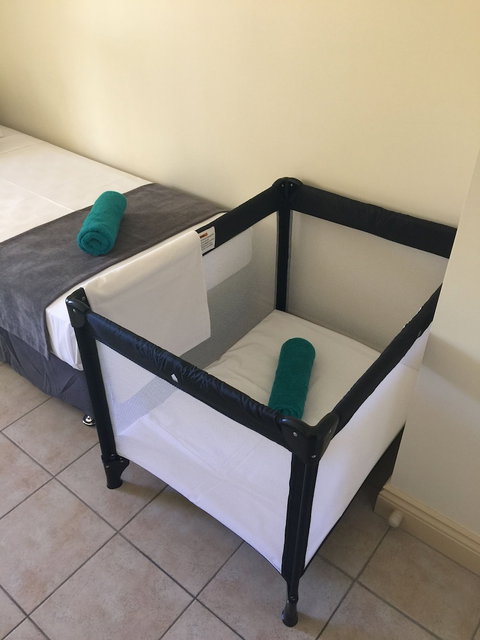 Cairns Golf Course Apartment - Accommodation Resorts 2