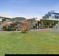 Warrina - Over Looking Ovens River - Accommodation Resorts