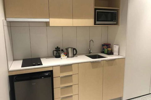 Quest Notting Hill - Accommodation Resorts 4