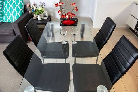 Madison Apartment - Accommodation Resorts 4