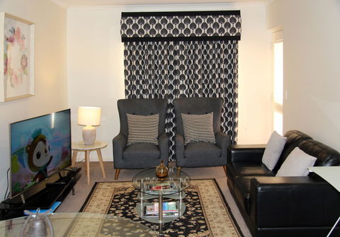 Adelaide City Apartment - 3BR, 2Bath & Carpark - Accommodation Resorts 6