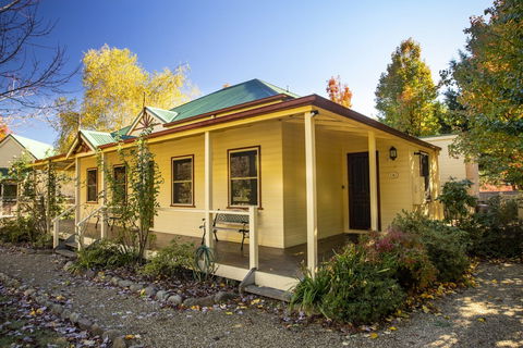 Autumn Beauty 4 - Accommodation Resorts 2