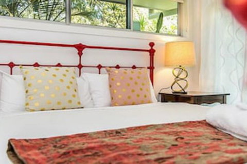 Red Bohemian - Accommodation Resorts 5