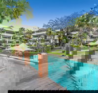 Poolside Apt In Alamanda Beachfront Resort 55 - Accommodation Resorts