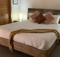 Chateau N Ville - Accommodation Resorts