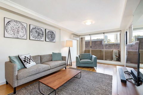 Darlinghurst 21 Crn Furnished Apartment - Accommodation Resorts 4