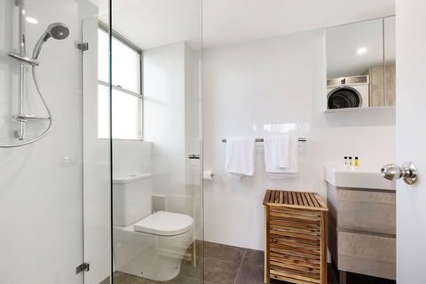 Darlinghurst 21 Crn Furnished Apartment - Accommodation Resorts 6