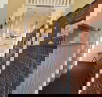 Courthouse Bar  Grill - Accommodation Resorts