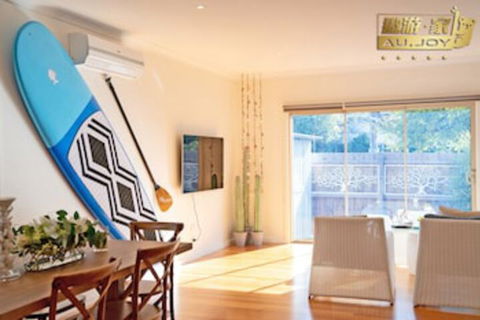 AUJOY 4 Bed Townhouse Glen Waverley - Accommodation Resorts 0