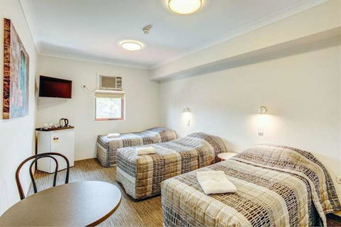 Arena Hotel - Accommodation Resorts 7