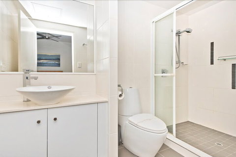 Deep Blue 20 - Accommodation Resorts 4